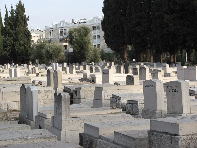 Sanhedria Cemetery, Jerusalem — cemetery overview