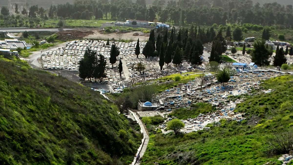 Ancient Jewish cemetery, Tzfat — cemetery panorama