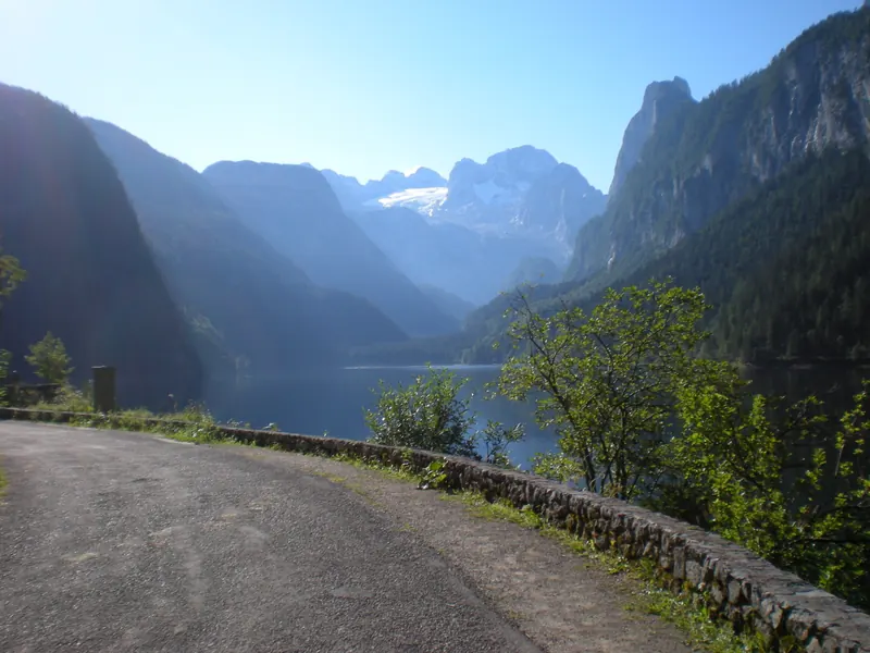 Auf dem WEG zum Hinteren Gosausee iM Sommer