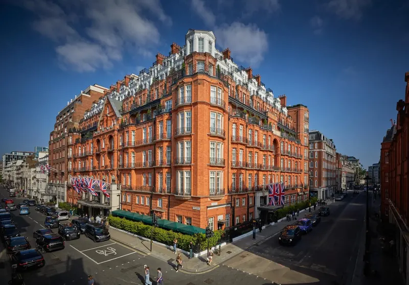 Claridge's — property photograph