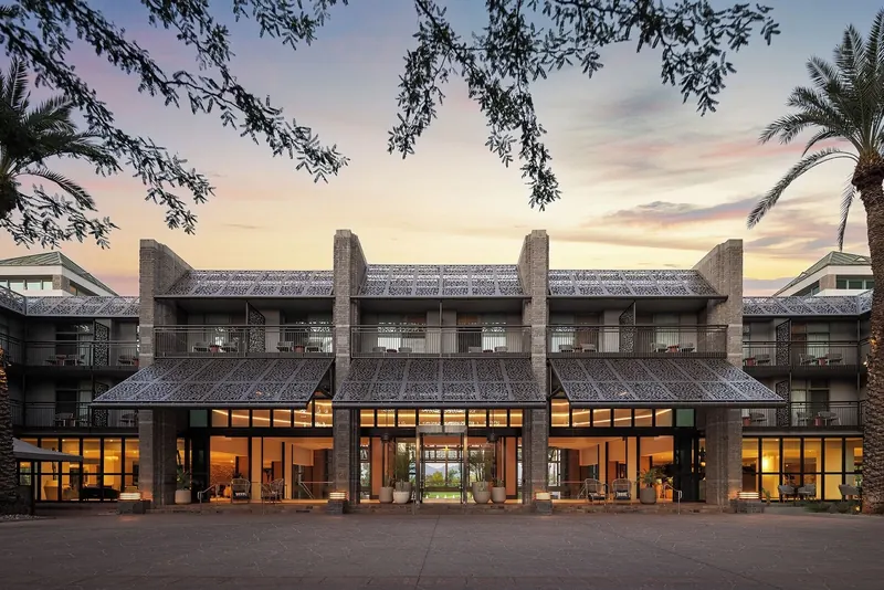 Grand Hyatt Scottsdale Resort entrance