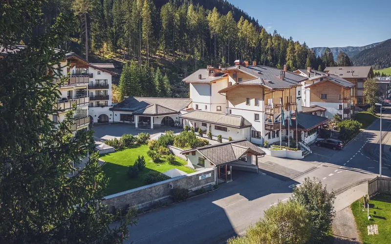 Hotel Waldhuus Davos — property view from the cited source