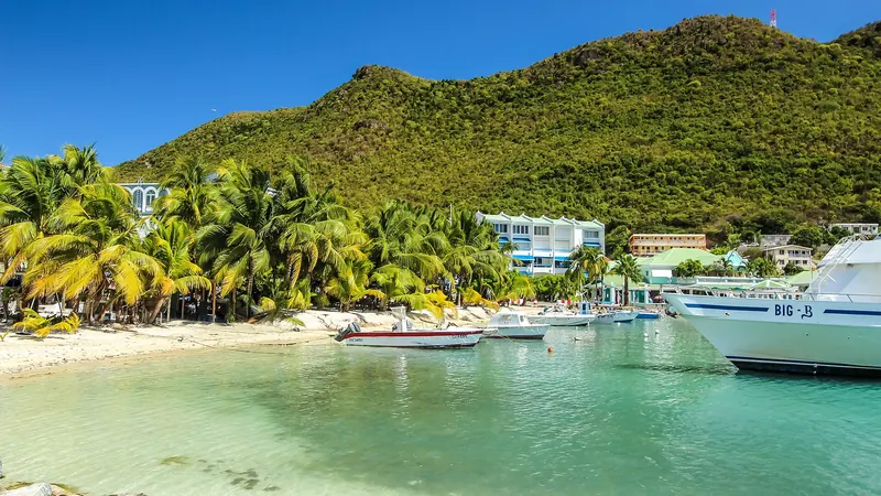St. Maarten: Philipsburg: Great Bay Beach