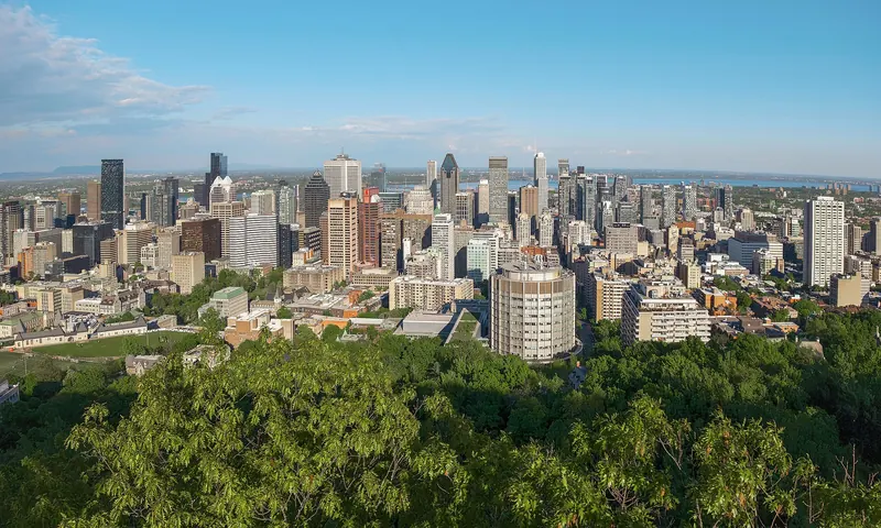 The skyline of downtown Montreal, Quebec (pop. 1,762,000). It's the 2nd-largest city in Canada, and 8th-largest in North America.