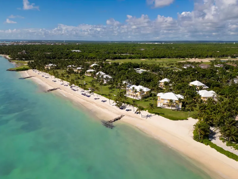 Tortuga Bay — property photograph
